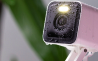 新的Wyze Cam v3 Pro相机让您更近距离地了解您的客人
