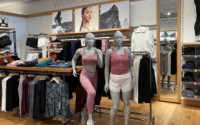 Athleta在Bridgehampton Commons开设第一家商店