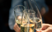 古斯本葡萄酒报告销售增长