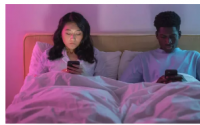 蓝光它如何影响睡眠以及如何在夜间阻挡它