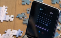 三星Galaxy Z Flip 5折叠后几乎可以使用