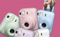 富士胶片Instax Mini 12即时相机在市场推出