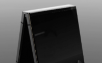 摩托罗拉Razr 40 Ultra盖屏设计不佳且被高估